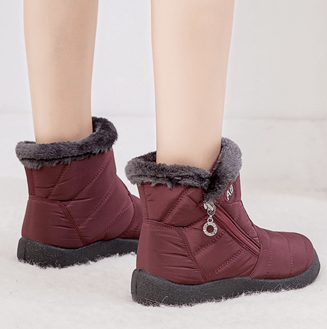 Bota Térmica Peluciada Para Inverno + Brinde Kit com 5 Pares de Meias Confort Premium
