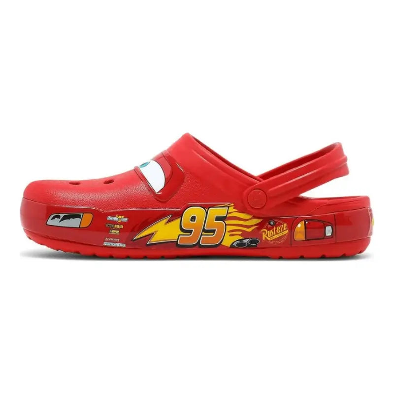 Sandália Crocs Relâmpago Mcqueen Carros Diversão Garantida® + BRINDE Faróis Led Crocs